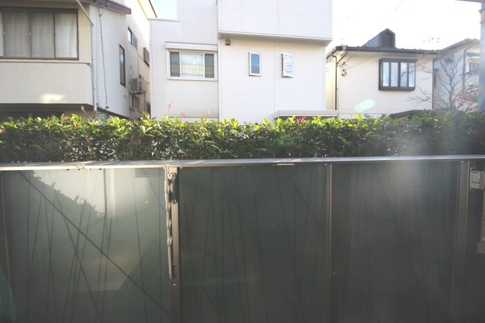 物件内観写真22　(室内からの展望)