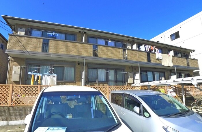 物件外観写真2　(駐車場)