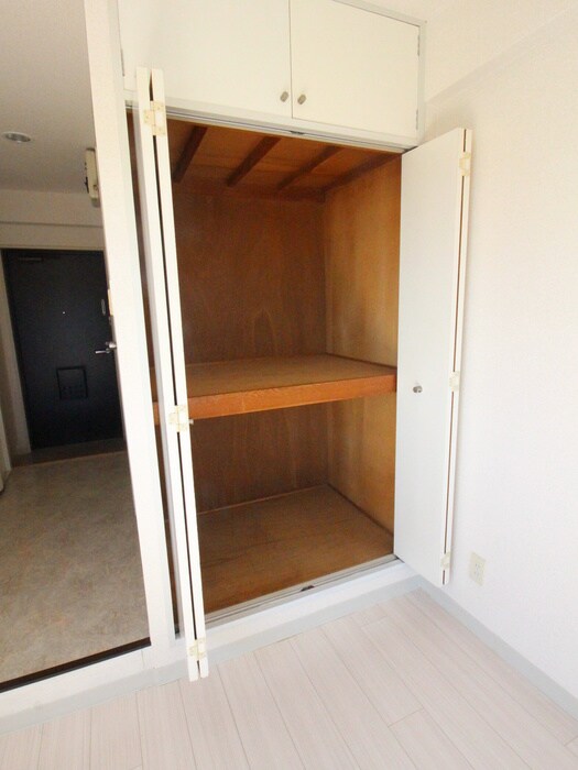 物件内観写真11　(収納)