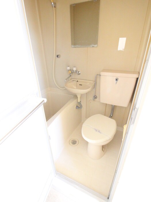 物件内観写真15　(トイレ)