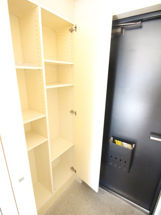 物件内観写真19　(靴箱)