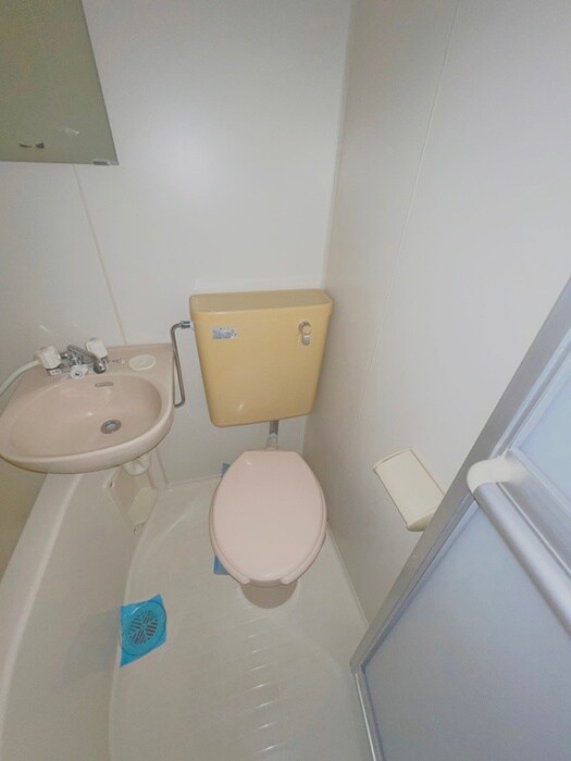 物件内観写真15　(トイレ)