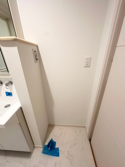 物件内観写真17　(洗濯機置場)