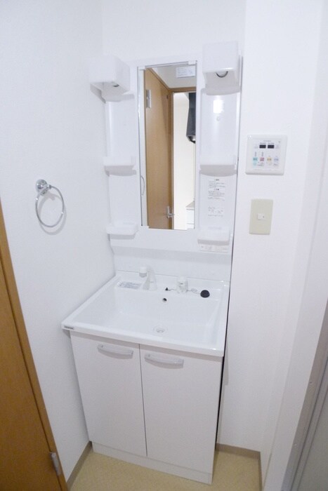 物件内観写真10　(洗面)