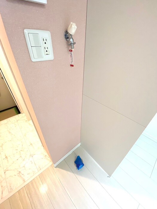 物件内観写真13　(洗濯機置場)