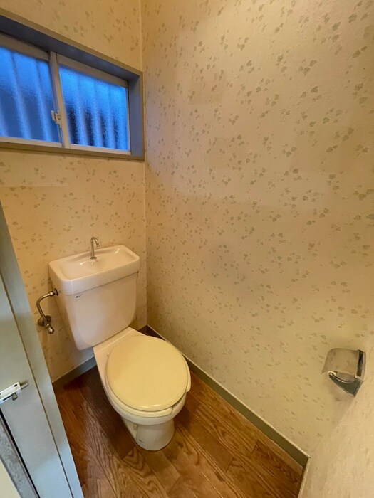 物件内観写真13　(トイレ)