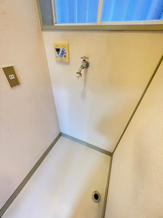 物件内観写真21　(洗濯機置場)