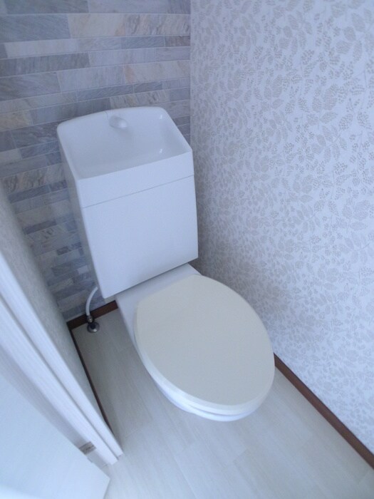 物件内観写真14　(トイレ)