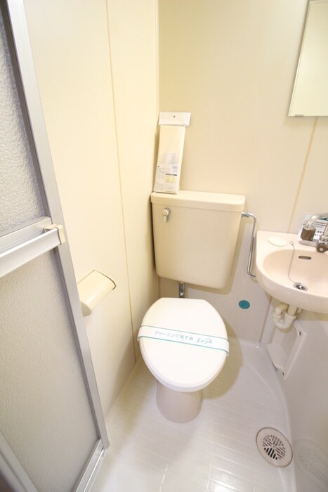 物件内観写真14　(トイレ)