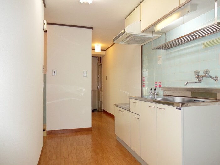 物件内観写真9　(廊下)