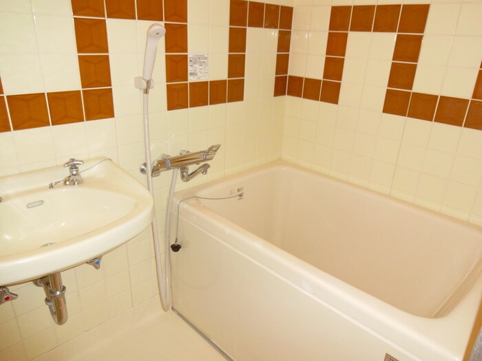 物件内観写真10　(バス／シャワールーム等)