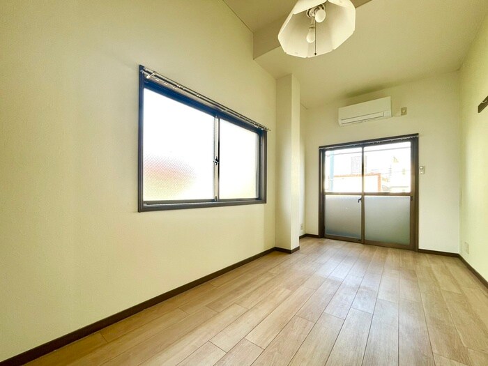 物件内観写真7　(居室)