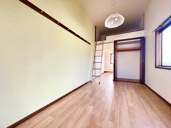 物件内観写真8　(居室)