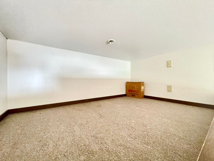 物件内観写真9　(ロフト)