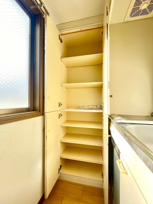 物件内観写真13　(靴箱)