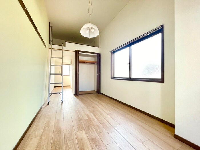 物件内観写真22　(居室)