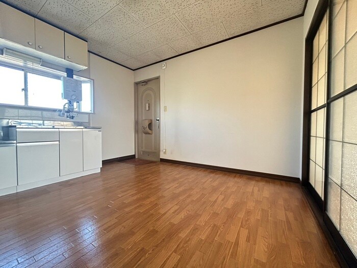 物件内観写真8　(居室)