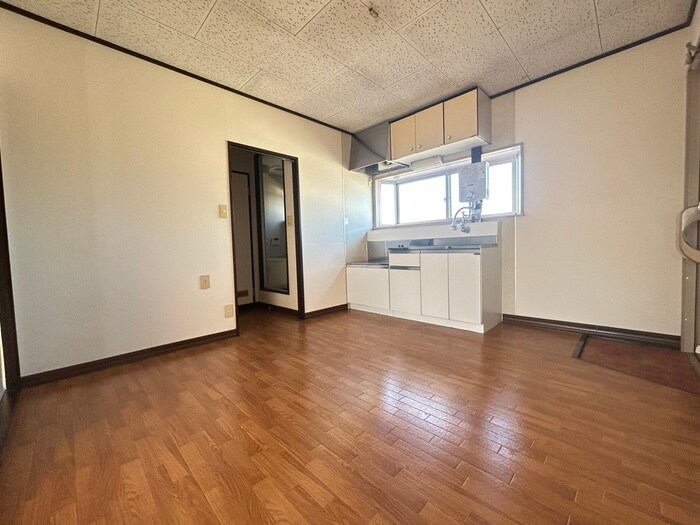 物件内観写真9　(居室)