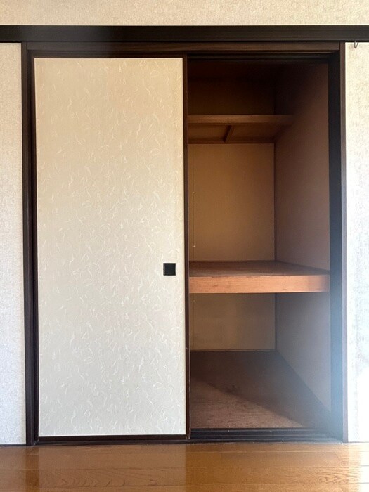 物件内観写真22　(収納)