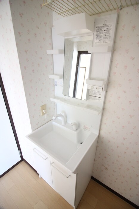 物件内観写真11　(洗面)