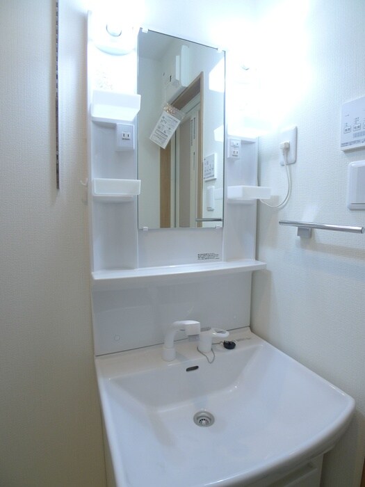 物件内観写真13　(洗面)