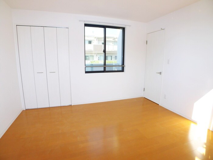 物件内観写真12　(居室)