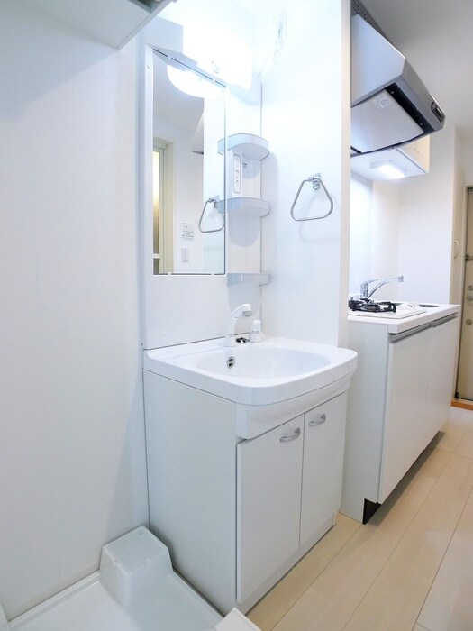 物件内観写真13　(洗面)