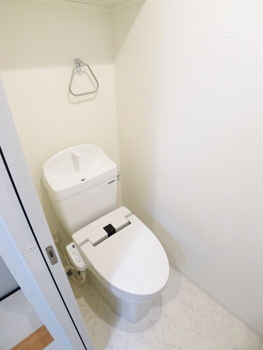 物件内観写真16　(トイレ)