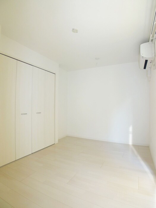 物件内観写真18　(居室)