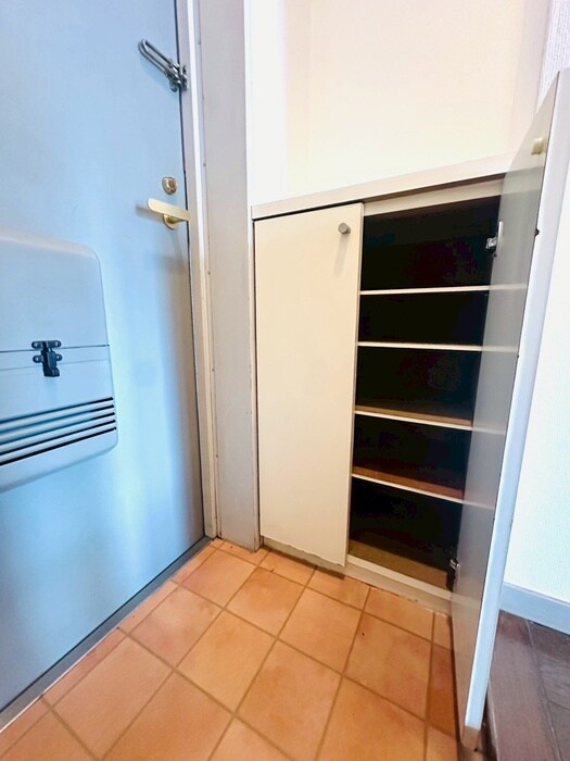 物件内観写真15　(靴箱)