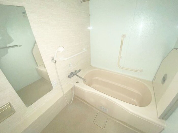 物件内観写真10　(バス／シャワールーム等)