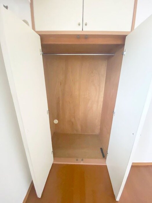 物件内観写真13　(収納)