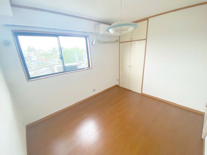 物件内観写真22　(居室)