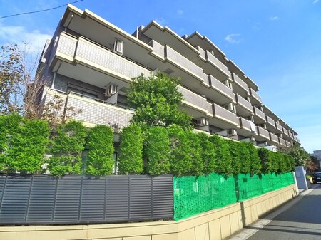 カステリオ－ネ外観写真