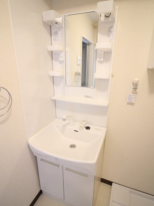 物件内観写真12　(洗面)