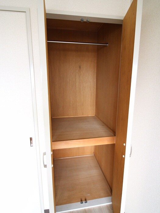 物件内観写真13　(収納)