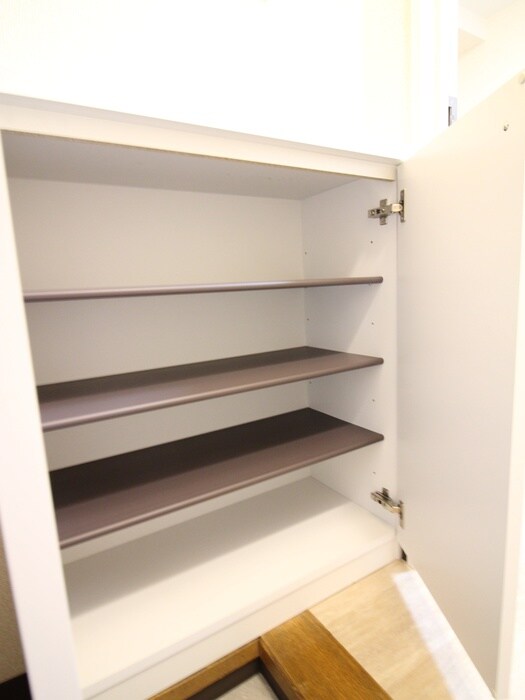 物件内観写真15　(靴箱)