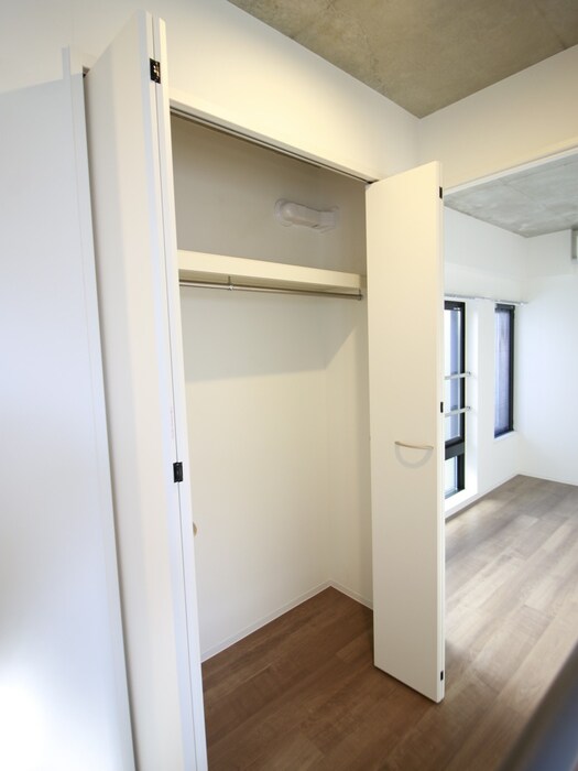 物件内観写真18　(収納)