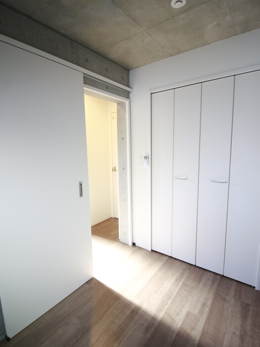 物件内観写真21　(居室)