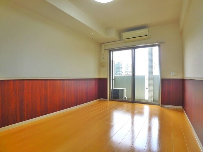 物件内観写真9　(居室)