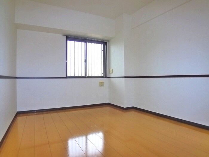 物件内観写真10　(内観写真)