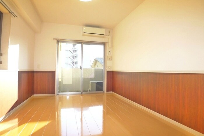 物件内観写真10　(居室)