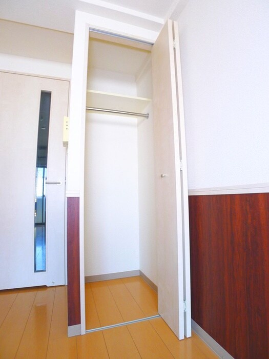 物件内観写真11　(収納)