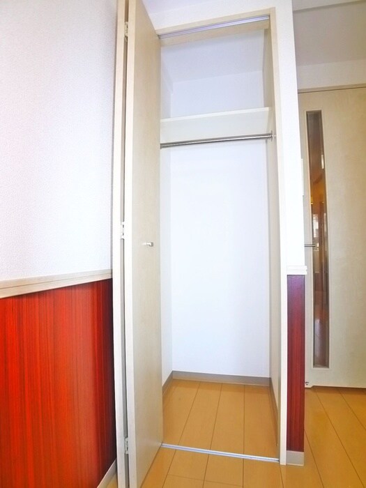 物件内観写真11　(収納)