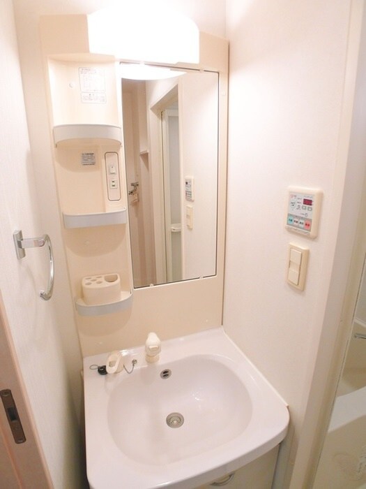 物件内観写真14　(洗面)