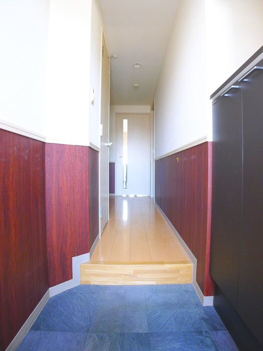 物件内観写真17　(玄関)