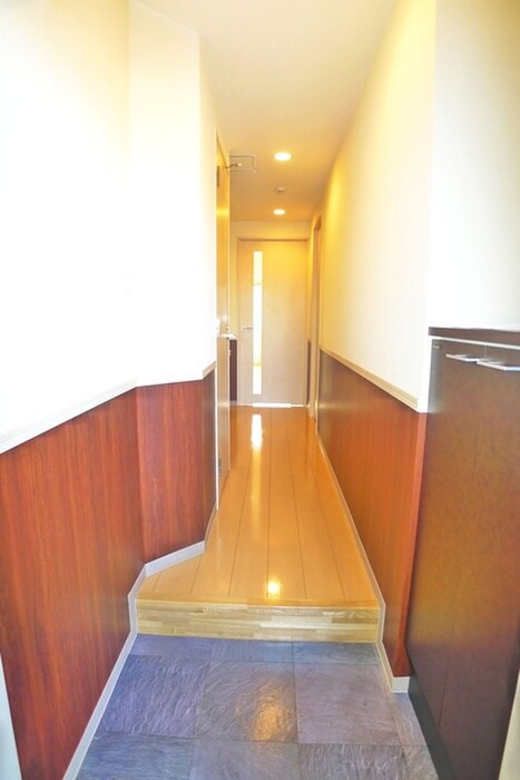 物件内観写真19　(廊下)