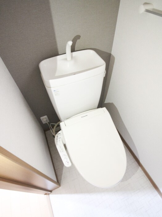 物件内観写真11　(トイレ)