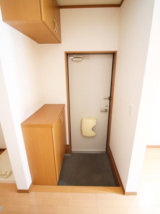 物件内観写真15　(玄関)