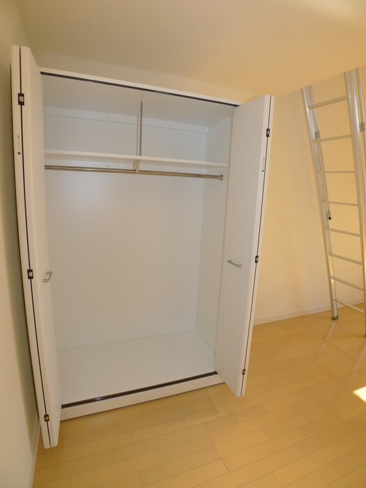 物件内観写真12　(収納)